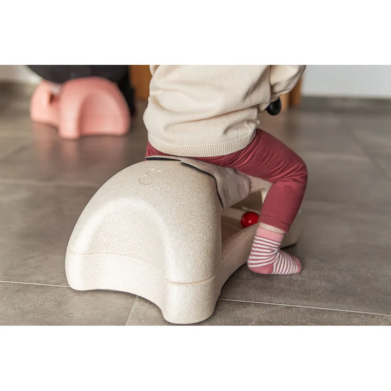 SCOOTANDRIDE-My-First-Ewolucyjny-jezdzik-pchacz-3w1-6-m-Miffy-Sand-polkabubu-23.webp