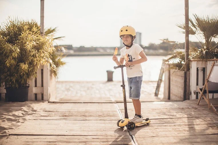 Scootandride Kask S-M Lemon dla dzieci 3 lata+ 96364