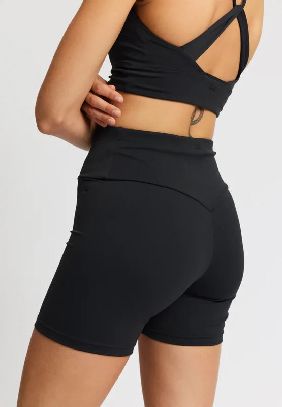czarne kolarki damskie modelujące tył butter soft