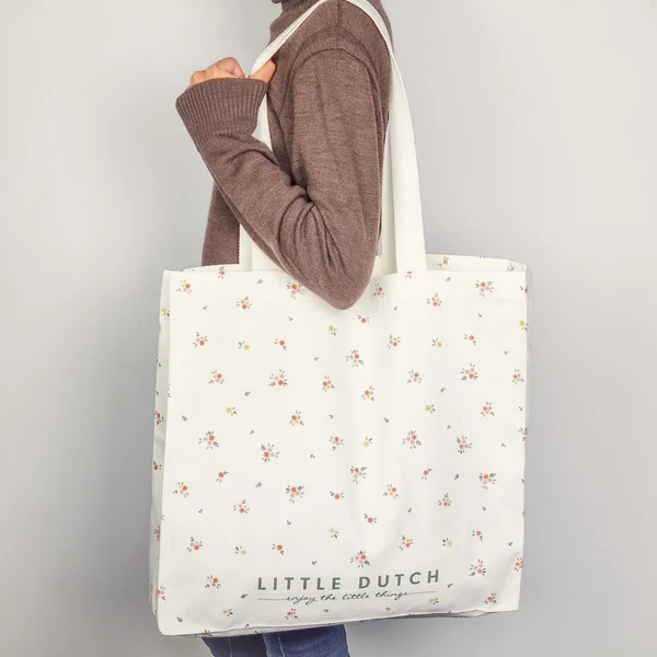 Little Dutch torba shopper Flowers White noszona na ramieniu