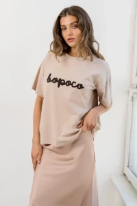 T-Shirt damski BOPOCO BEŻOWY Z BRĄZOWYM HAFTEM Bopoco