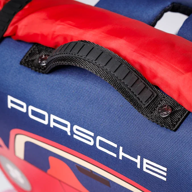 Detal uchwytu tornistra Porsche Jeune Premier Porsche Collection