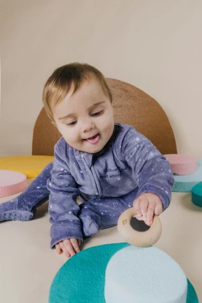 Donut Calm Petit Boum niebieski dla niemowląt 6m+