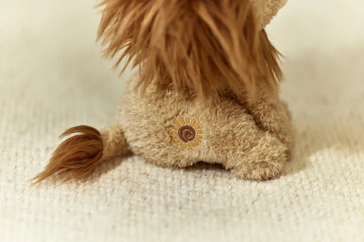 Little-Dutch-Przytulanka-Lew-17cm-Safari-Friends-polkabubu-7.webp