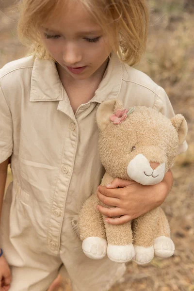 Little-Dutch-Przytulanka-Lwica-25cm-Safari-Friends-polkabubu-7.webp