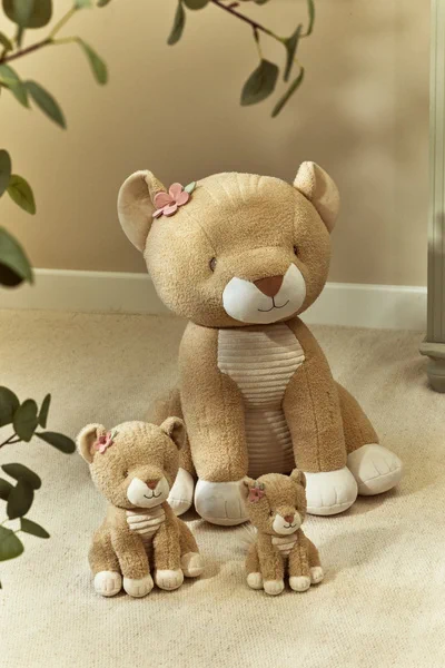 Little-Dutch-Przytulanka-Lwica-17cm-Safari-Friends-polkabubu-10.webp