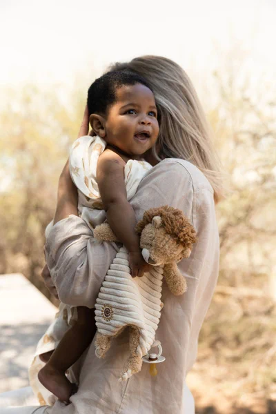 Little-Dutch-Przytulaczek-Lew-Safari-Friends-GRS-polkabubu-8.webp