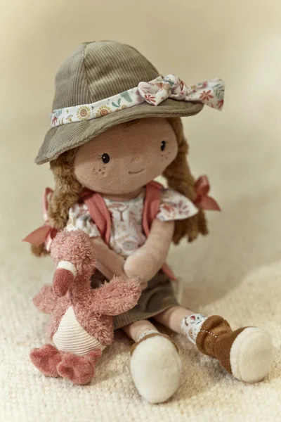 Little-Dutch-Przytulanka-laleczka-Rosa-Safari-Friends-polkabubu-11.webp