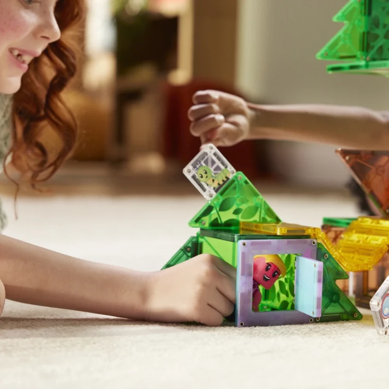 Otwierany domek na drzewie MAGNA-TILES Tree Top Adventure