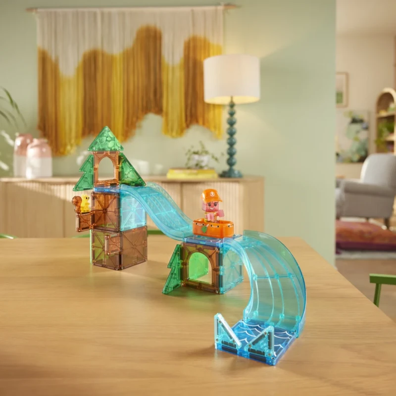 Zestaw MAGNA-TILES Raging Rapids z wodną trasą i tratwą