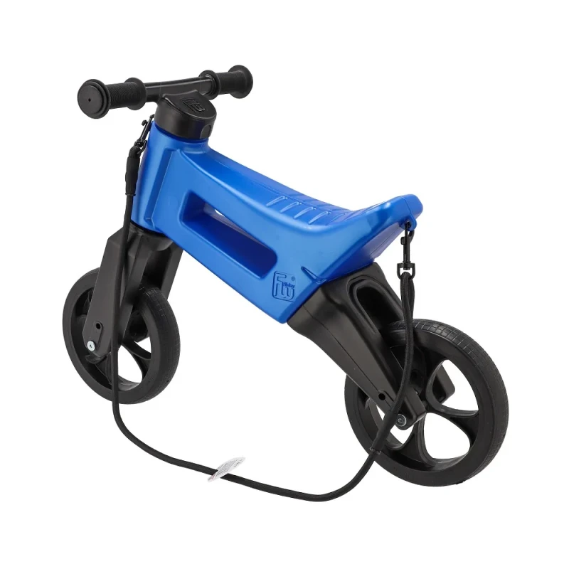 FWRider-Super-Sport-516521-Kolor-Blue-Metallic-Niebieski-metaliczny-z-czarnymi-felgami-Rowerek-biegowy-Jezdzik-2w1-Ciche-kola-Pasek-do-noszenia-dla-Rodzica-polkabubu-11.webp