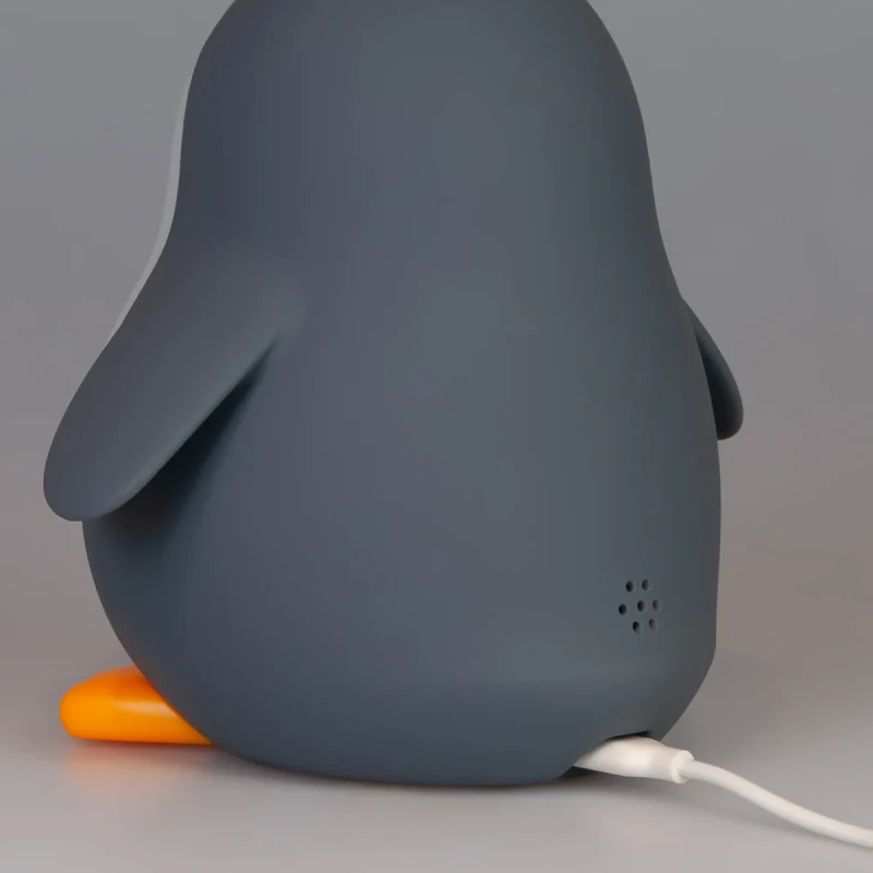 POPPY-PENGUIN-LED-PINGWIN-lampka-z-zegarem-ramka-na-zdjecie-ciepla-biel-ze-sciemniaczem-i-budzikiem-polkabubu-11.webp