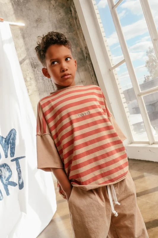 Dziecko w koszulce BOOSO STRIPED TEE Beige Red