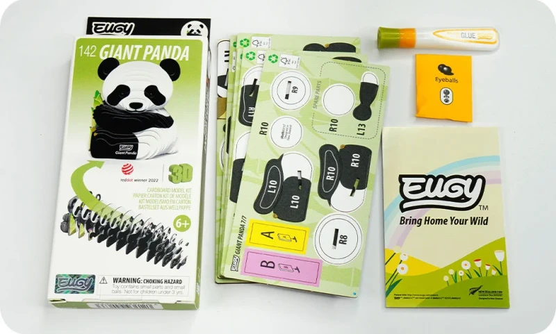 Eugy Wielka Panda elementy układanki przed złożeniem