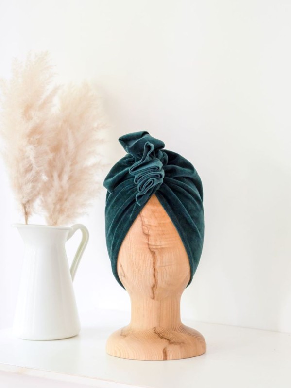 looks-by-looks-turban-velvet-bottle-green-polkabubu-5.jpg