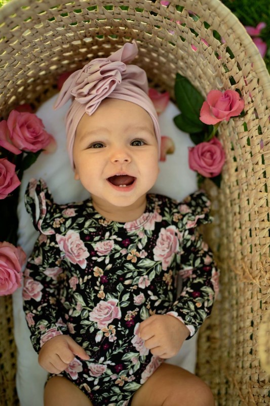 hey-popinjay-baby-box-black-roses-polkabubu-6.jpg