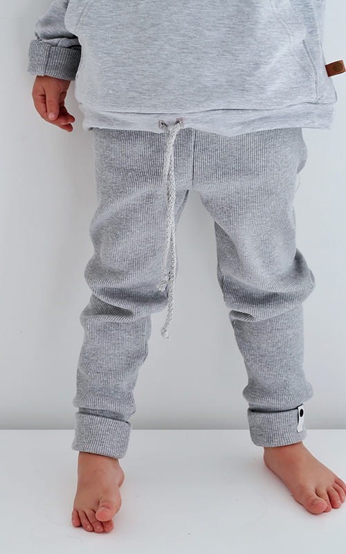 lamama-legginsy-fit-szare-prazek-polkabubu.jpg