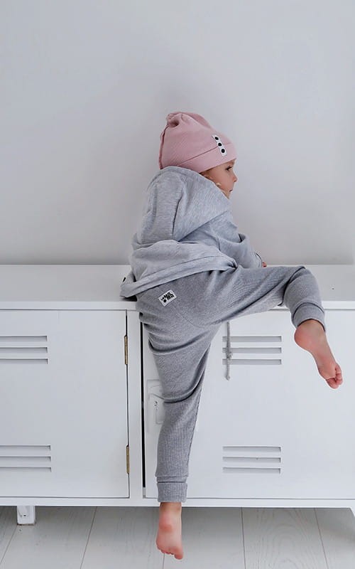 lamama-legginsy-fit-szare-prazek-polkabubu-1.jpg