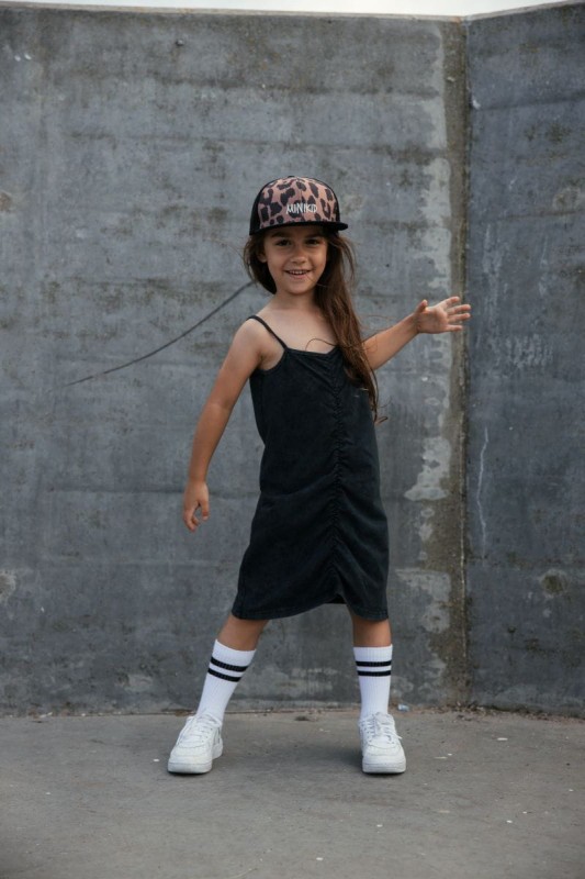 minikid-ubrania-ANTHRACITE PINCHED DRESS+LEO SNAPBACK-polkabubu-4.jpg