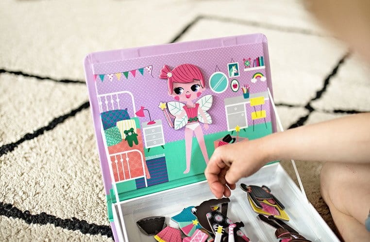 janod-Magnetyczna-ukladanka-Kostiumy-Magnetibook-polkabubu-12.jpg