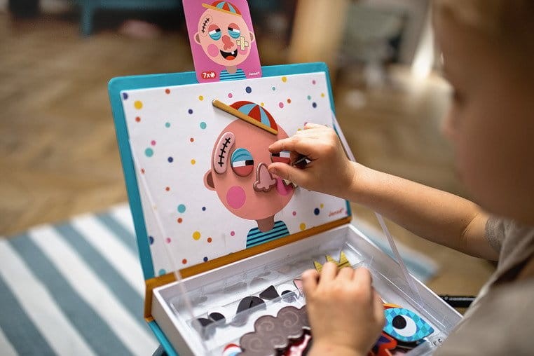 janod-Magnetyczna-ukladanka-Smieszne-buzie-Chlopiec-Magnetibook-polkabubu-14.jpg