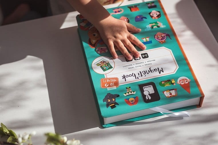 janod-Magnetyczna-ukladanka-Swiat-basni-Magnetibook-polkabubu-10.jpg