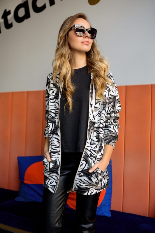 hey-popinjay-Bluza-damska-z-kapturem-Tiger-Fur-Monochrome-3.jpg