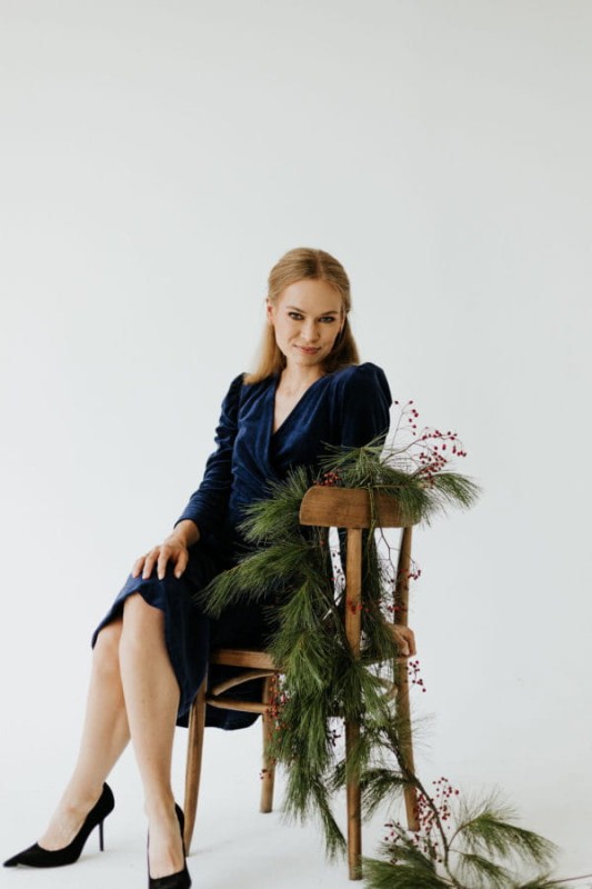 byKrawcowa-sukienka-NOELA-VELVET-NAVY-BLUE-polkabubu-2.jpg
