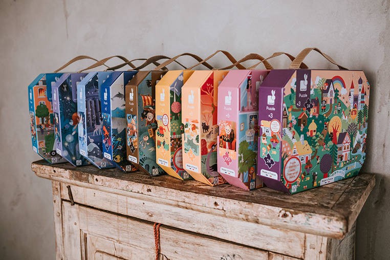 janod-Puzzle-w-walizce-Wrozki-i-lilie-wodne-polkabubu-4.jpg