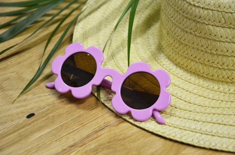 elle-porte-okulary-bellis-bubble-gum-polkabubu-2.jpg