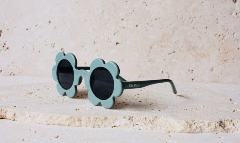elle-porte-okulary-bellis-spearmint-polkabubu-2.jpg