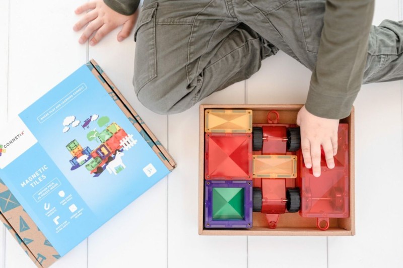Klocki magnetyczne 24 el. Rainbow Motion Pack 3+ Connetix – kreatywna zabawa i nauka STEAM