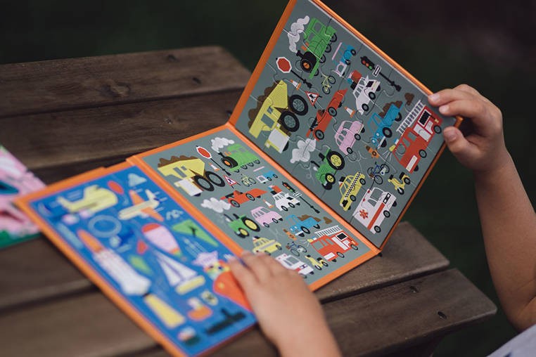 Mudpuppy-Puzzle-magnetyczne-2w1-Srodki-transportu-20-polkabubu-11.jpg