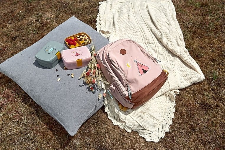 Lassig-Lunchbox-z-wkladka-Adventure-Tipi-polkabubu-7.jpg