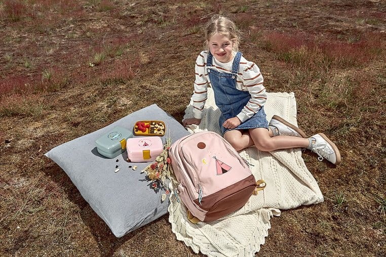 Lassig-Lunchbox-z-wkladka-Adventure-Bus-polkabubu-6.jpg