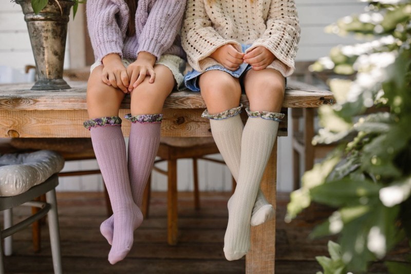 mamas-feet-podkolanowki-zaczarowany-ogrod-polkabubu-3.jpg