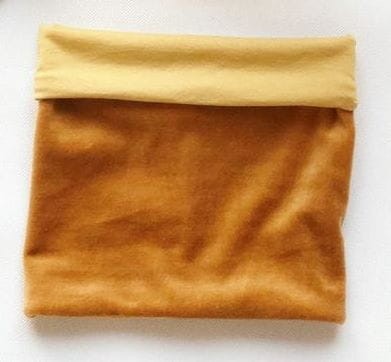 looks-by-luks-komin-velvet-golden-ochre-polkabubu-1.jpg