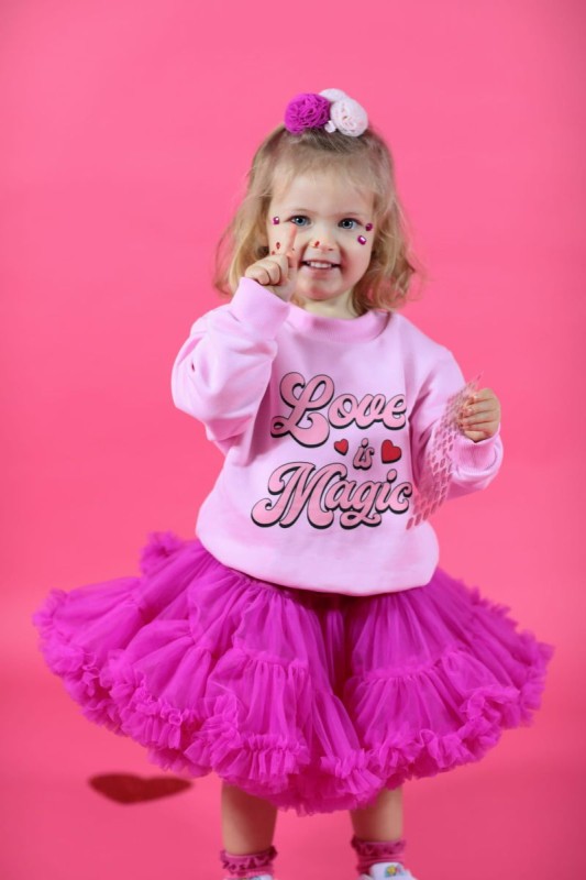 elefunt-bluza-rozowa-love-is-magic-polkabubu-2.jpg