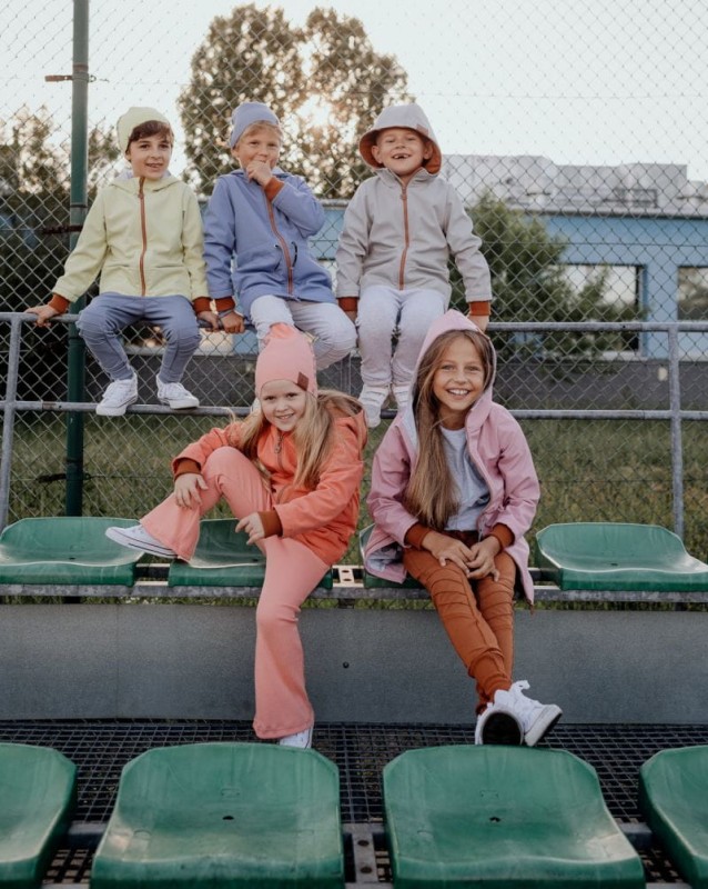 strojmisie-ubrania-brzoskwiniowa kurtka-polkabubu-6.jpg