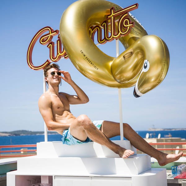 The-Swim-Essentials-Kolo-do-plywania-Gold-Swan-95-cm-2020SE479-polkabubu-8.jpg