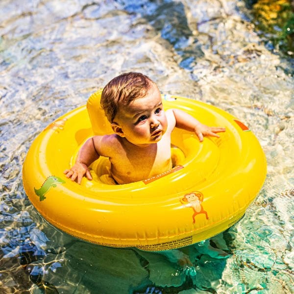 The-Swim-Essentials-Kolko-treningowe-dla-dzieci-zolte-Zwierzatka-2020SE31-polkabubu-3.jpg