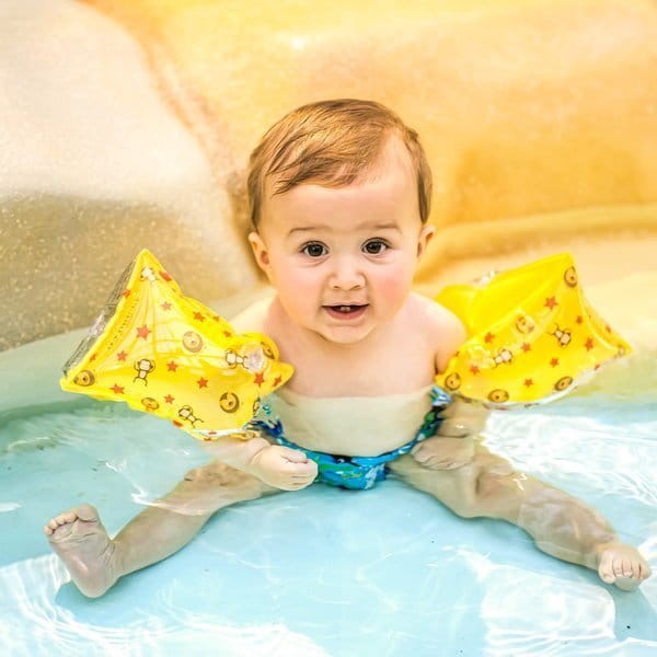 The-Swim-Essentials-Rekawki-do-plywania-0-2-lat-Circus-2020SE35-polkabubu-6.jpg