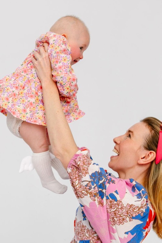 mamas-feet-podkolanowki-aniolki-ecru-polkabubu-3.jpg