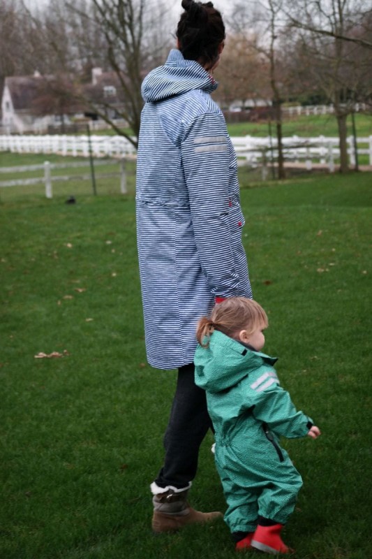 Ducksday rainsuit Jane + woman rainjacket flicflac 1.jpg
