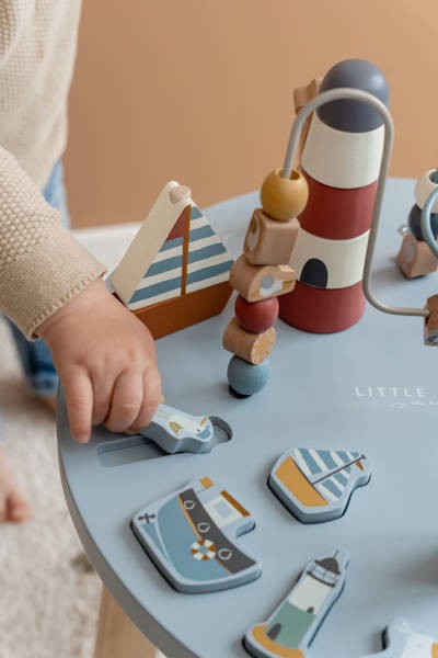 Little-Dutch-Stolik-edukacyjny-Sailors-Bay-FSC-LD7094-polkabubu-8.jpg