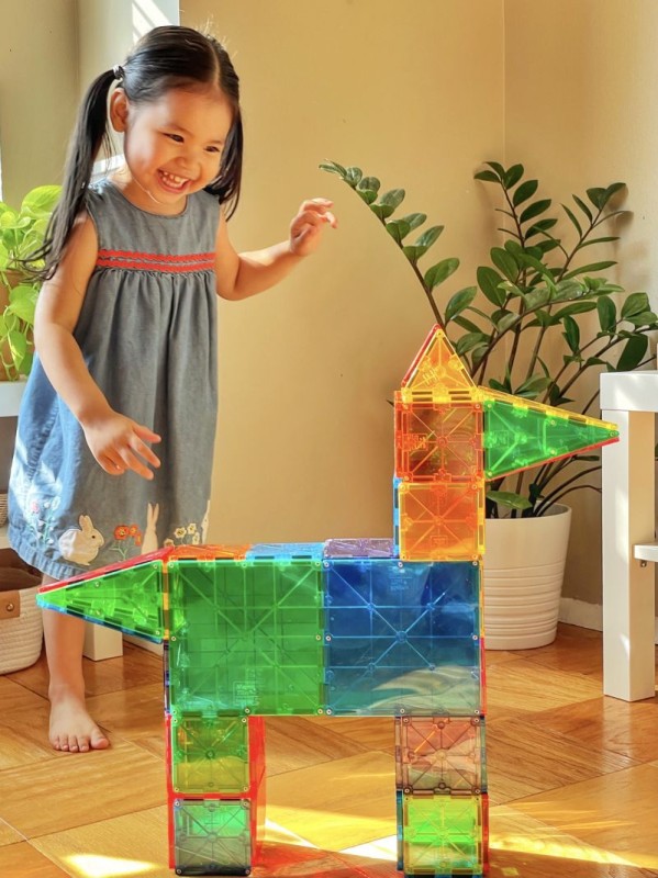 Magna-Tiles-Klocki-Magnetyczne-Classic-100-el-polkabubu-8.jpg
