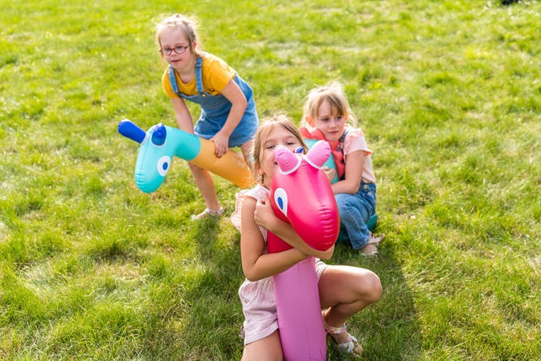 QUUT-Dmuchany-makaron-do-plywania-Dino-polkabubu-10.jpg
