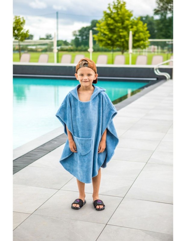 aqua-nino-poncho-kapielowe-blekitne-polkabubu-2.jpg