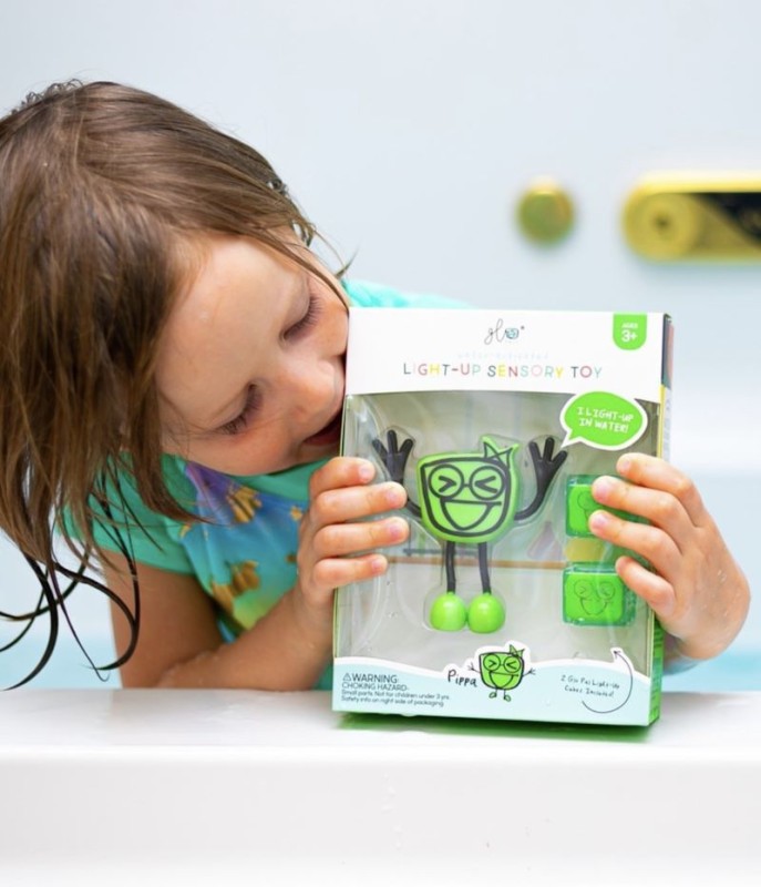 glo-pals-figurka-2-kostki-sensoryczne-pippa-zielone-polkabubu-4.jpg