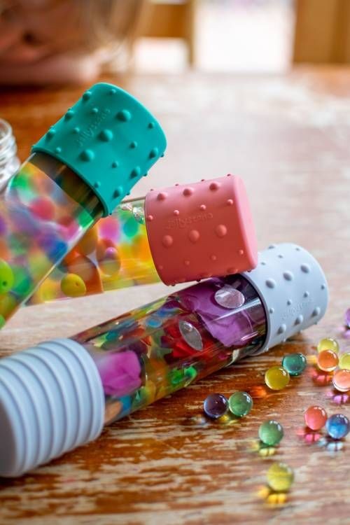 Jellystone-Designs-Butelka-sensoryczna-DIY-Snieg-polkabubu-11.jpg